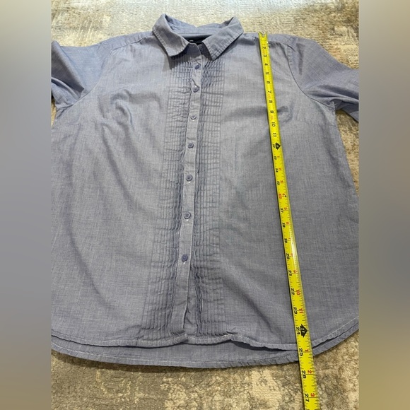 GAP Fitted Boyfriend Stripes Ruffle Long Sleeve Button Up Shirt Blue Sz Medium - Picture 7 of 8